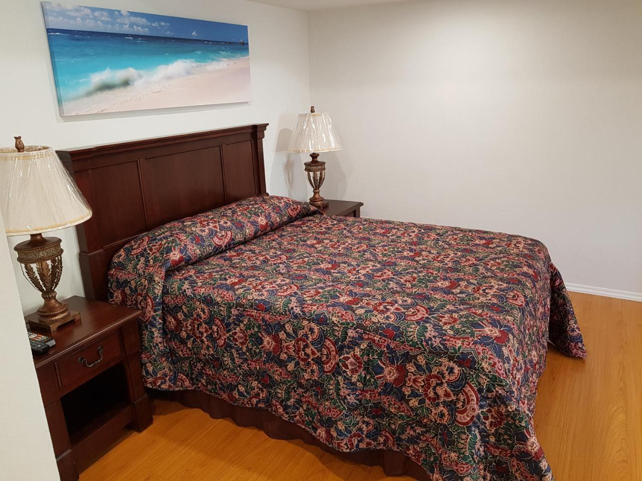 Windsong Guest Apartments Pembroke Exterior foto
